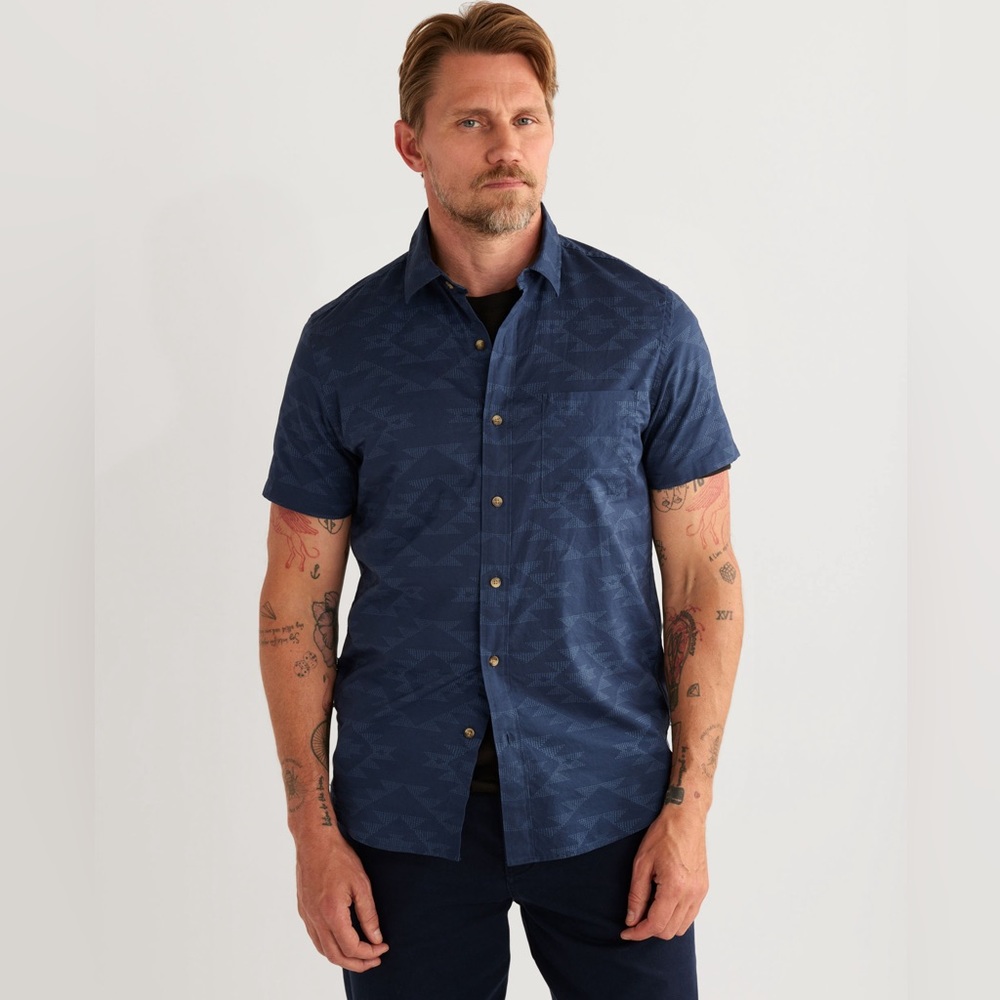 MEN'S SHORT-SLEEVE SHORELINE SHIRT